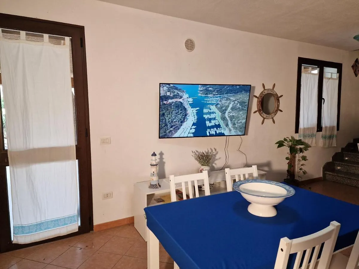 Villa Petra سانتا تيريزا غالّورا 0*,  إيطاليا